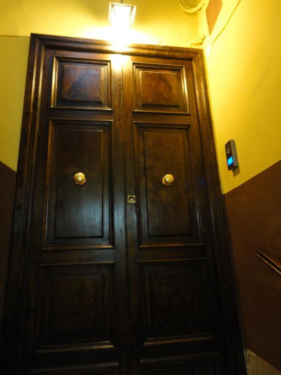 B&B Il Campanile Naples Exterior photo