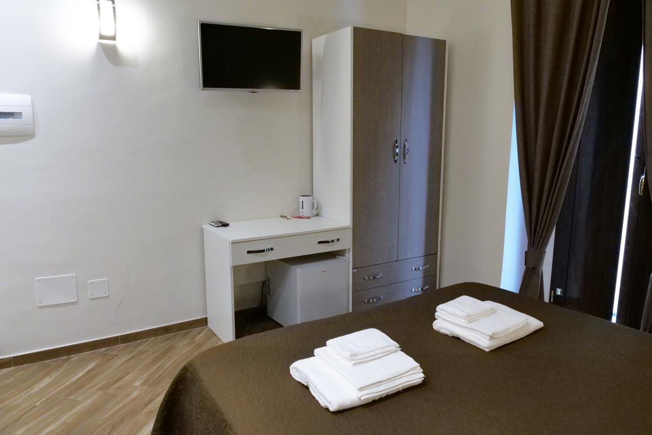 B&B Il Campanile Naples Exterior photo